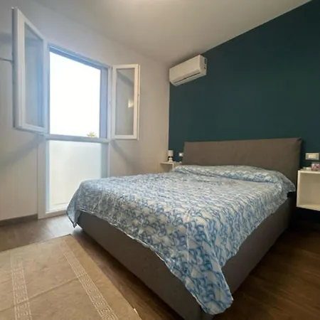 Charming With Garden And Views In Albarella Villa Albarella Island